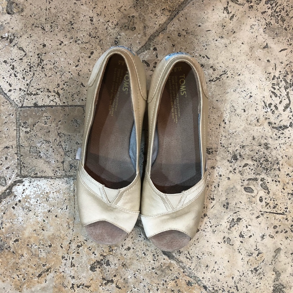 Authentic Toms wedges